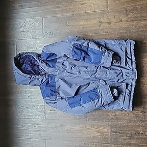 Cat and Jack Boys navy blue lined coat size 12-14...missing zipper pull.